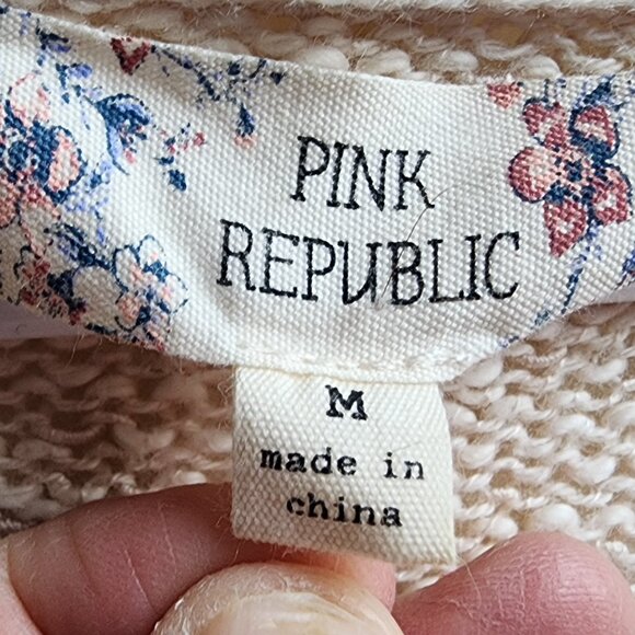 Pink Republic Cream Deep V-Neck Crossover Sweater Size Medium - Picture 9 of 16